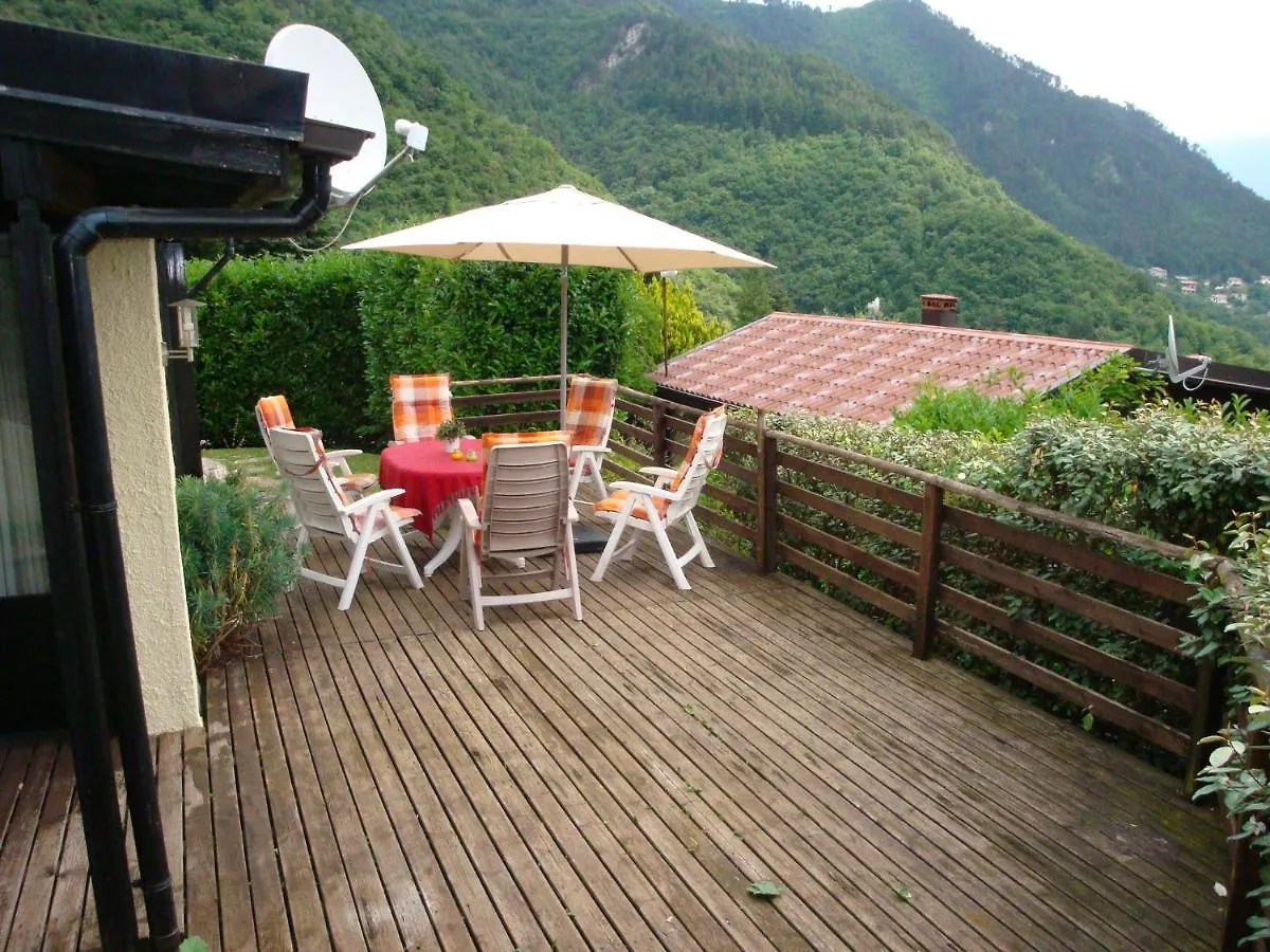 Gardameer-Tignale-Hasewinkel Ιταλία